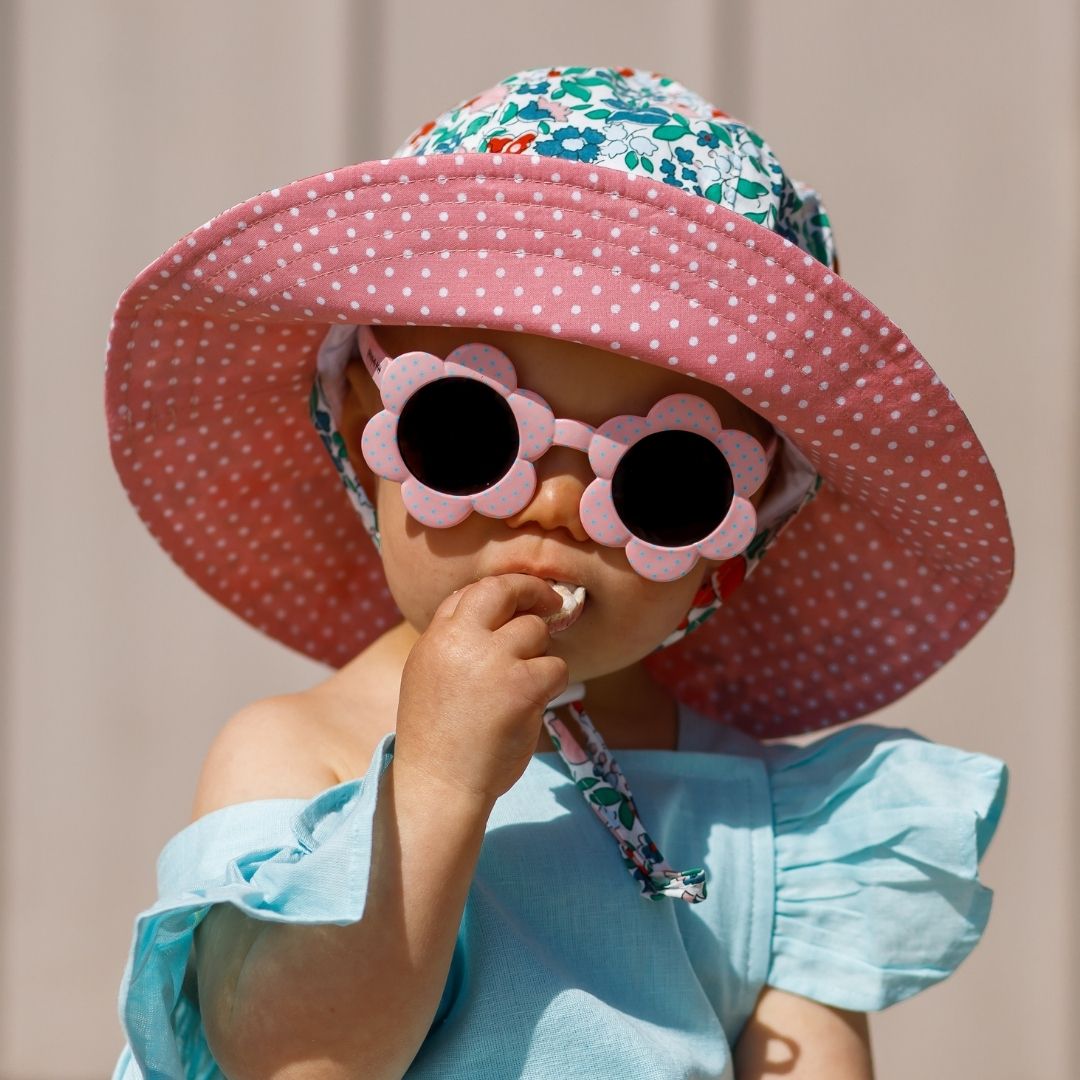 DAISY - Pink with Aqua spot